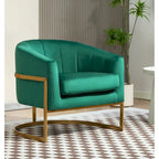 Fauteuil moderne en velours avec accents dorés